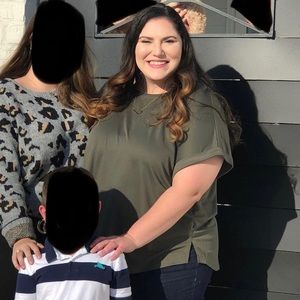 Ava & Viv Army Green Plus Size Top